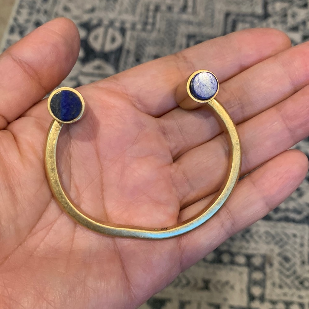 Madewell gold bracelet with  blue lapis stone. Casual Friday or everyday